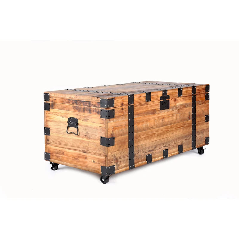 Table basse coffre industrielle en bois recyclé naturel avec cadre en métal noir et 4 roulettes