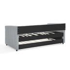 Lit de repos simple rembourré en lin gris avec détails à rayures verticales et lit gigogne coulissant – 1 personne