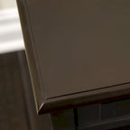 Table d'appoint en bois d'acacia Espresso/blanc antique/acajou avec 1 tiroir et étagère inférieure ouverte