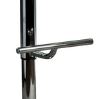 Tabouret de bar pivotant en similicuir gris/noir/blanc avec dossier incurvé en noyer et piétement en chrome réglable – 1 personne