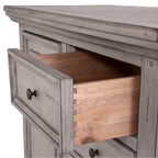 Commode rustique à 5 tiroirs en brun vieilli / gris antique / blanc antique vieilli avec poignées en métal martelé et assemblage à queue d'aronde anglaise