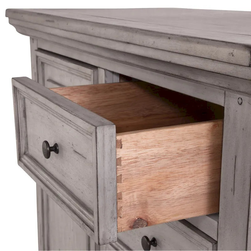 Commode rustique à 5 tiroirs en brun vieilli / gris antique / blanc antique vieilli avec poignées en métal martelé et assemblage à queue d'aronde anglaise
