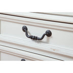 Commode rustique à 5 tiroirs en brun vieilli / gris antique / blanc antique vieilli avec poignées en métal martelé et assemblage à queue d'aronde anglaise