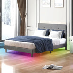 Lit plateforme en PVC gris / noir / blanc avec lumières LED RGB et tête de lit capitonnée – Taille complète / Queen / King