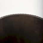 Table d'appoint ronde cannelée en manguier massif brun clair/brun avec plateau relevable de rangement