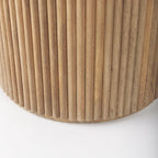 Table d'appoint ronde cannelée en manguier massif brun clair/brun avec plateau relevable de rangement