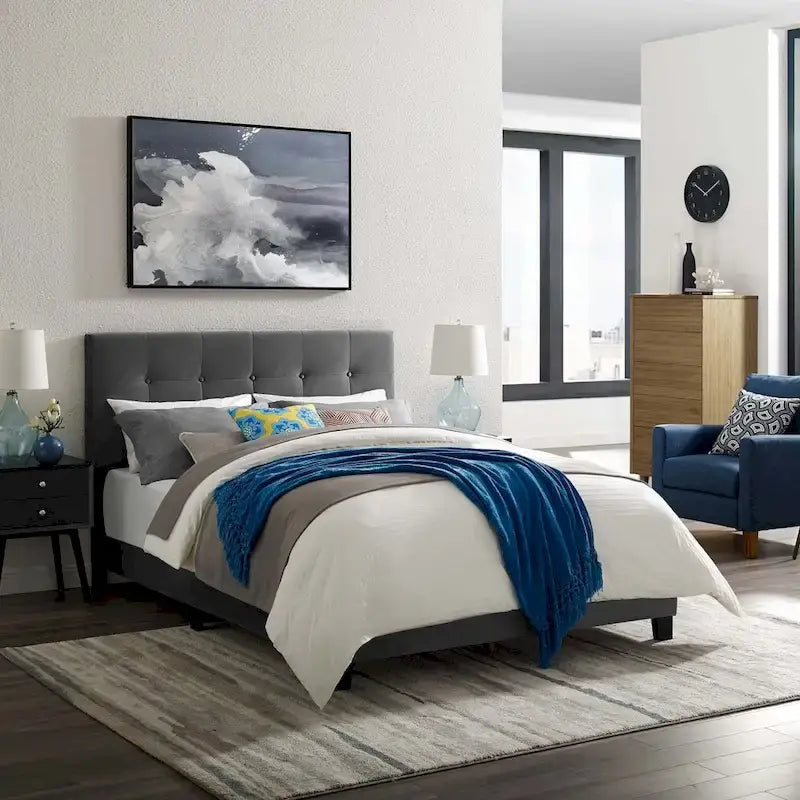 Lit plateforme queen en velours anti-taches (Bleu Nuit / Gris / Bleu Mer / Ivoire) avec tête de lit capitonnée – 2 personnes