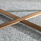 Table Basse Ronde Noyer / Frêne Naturel / Noir avec Surface en Relief Bois et Piétement Socle en Acier Inoxydable