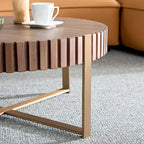 Table Basse Ronde Noyer / Frêne Naturel / Noir avec Surface en Relief Bois et Piétement Socle en Acier Inoxydable